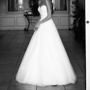 Oleg Cassini Wedding Dress